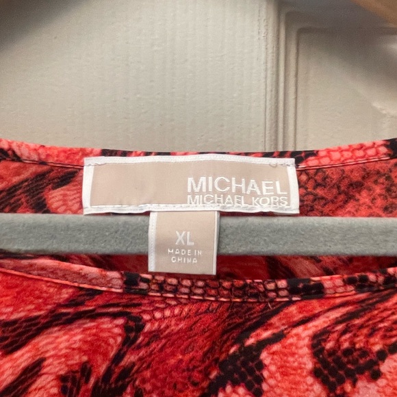 Michael Kors Blouse Pink Snakeskin Print 2X - Picture 3 of 7